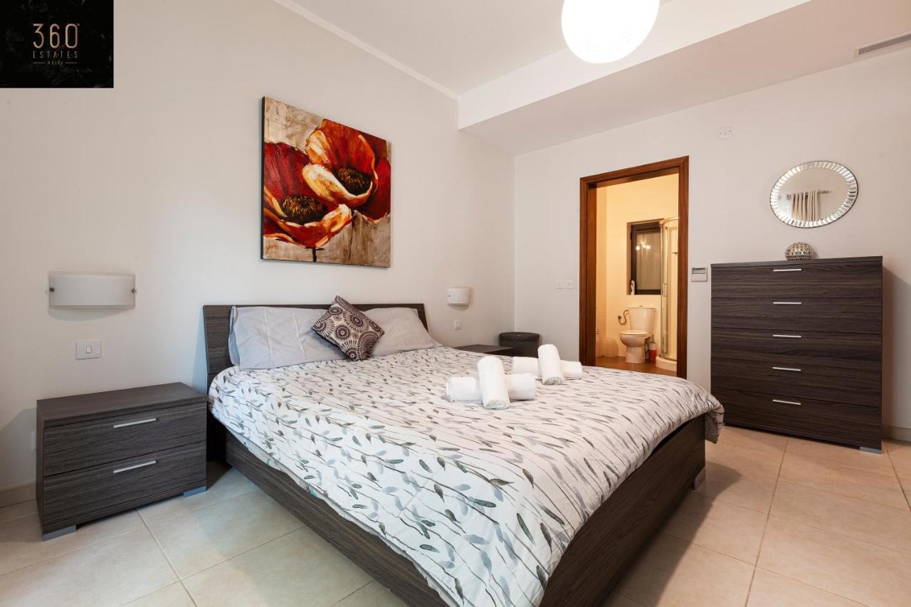 Pender Lux Complex - 3Br Unit With Private Parking By 360 Estates Lägenhet St. Julian's Exteriör bild